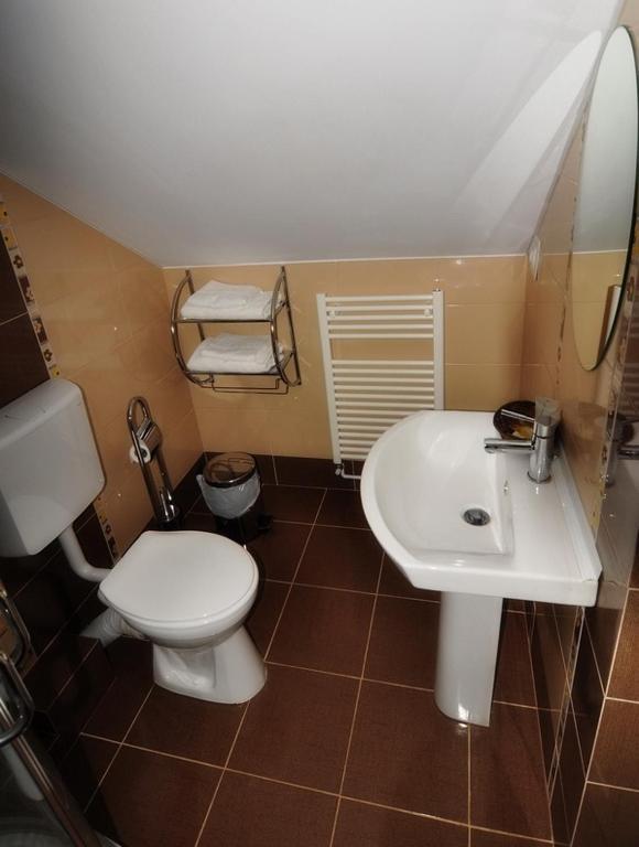 Voronet Residence Gura Humorului Phòng bức ảnh